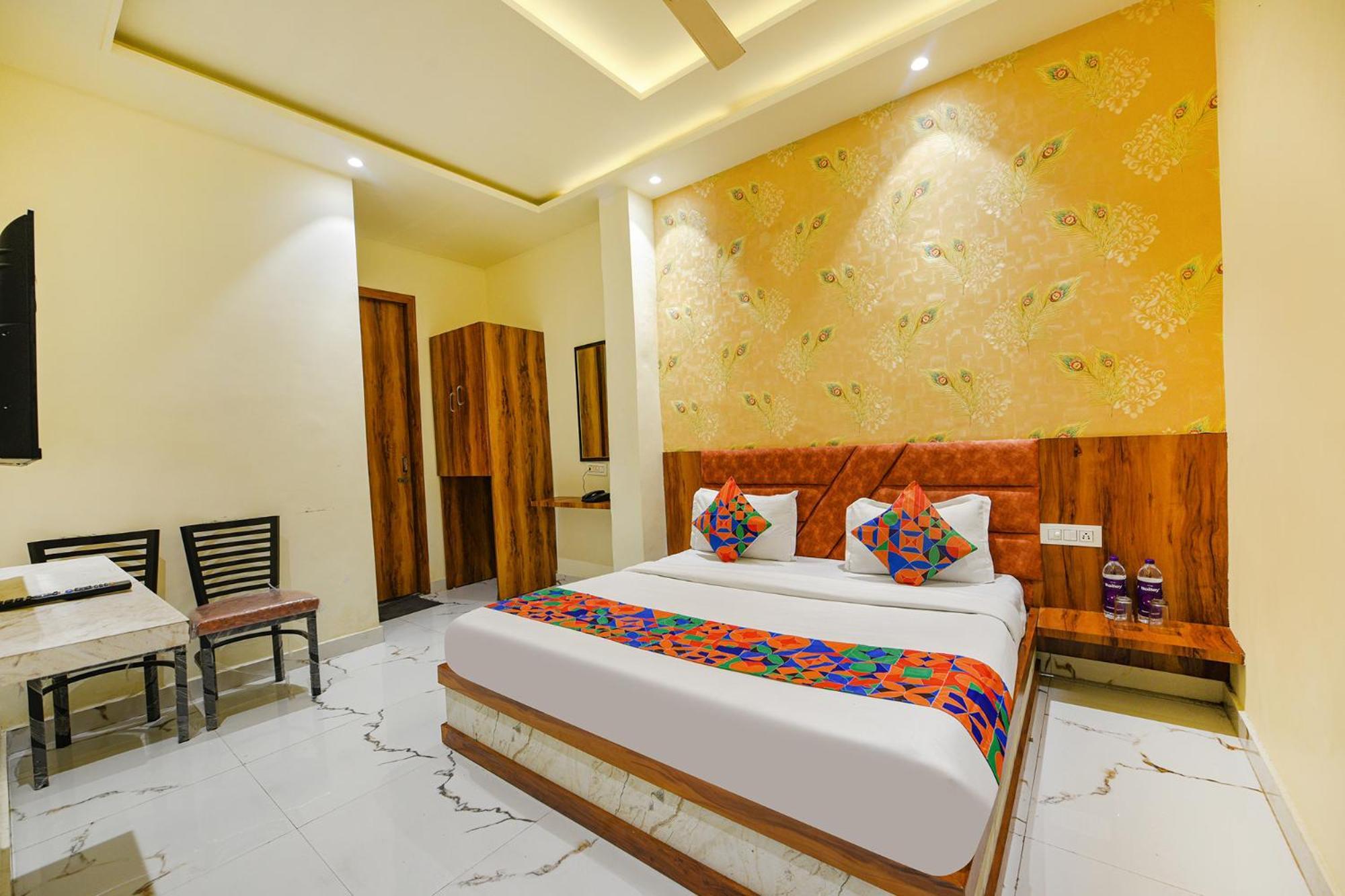 Fabhotel Dm Residency Амрітсар Екстер'єр фото